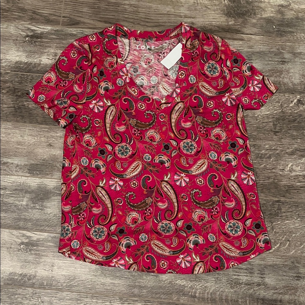 Women’s Pink Paisley Blouse Size Medium NWT